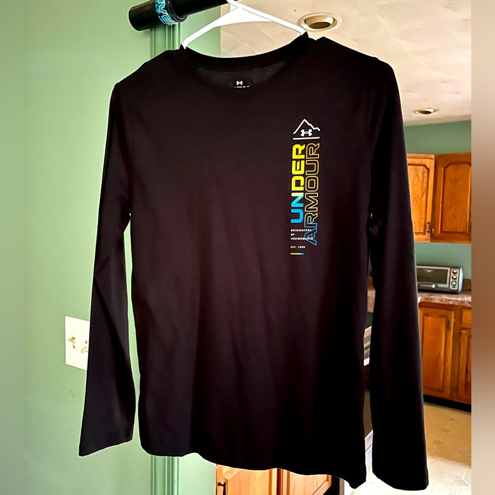 UA front logo design long sleeve tee shirt boys